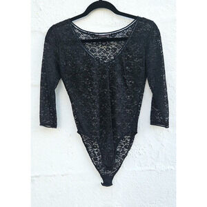 Victoria's Secret Womens Bodysuit Small Black Floral Lace Sheer 3/4 Sleeve Top